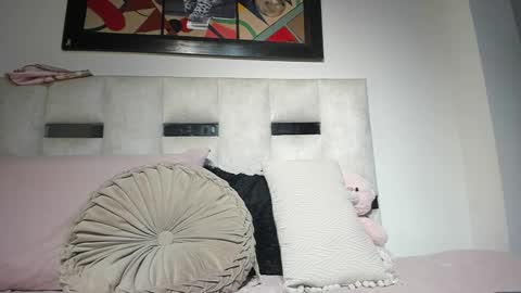 missnatasha05 online show from November 11, 12:02 am