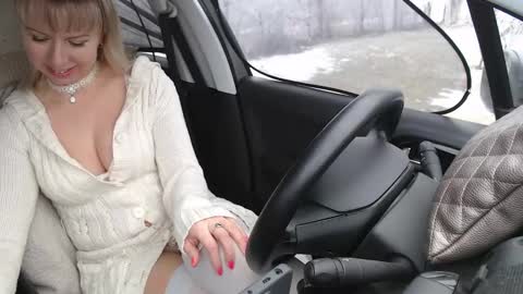 Snapshot of missofkiss chatting on February 10, 11:46 am Olenka online show from February 10, 11:46 am