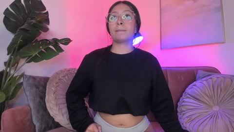 Isabel Mendez online show from November 4, 11:17 pm