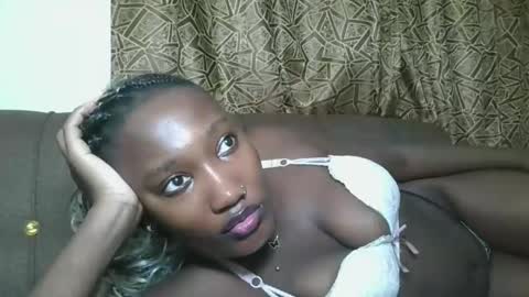 pretty gal online show from November 23, 5:33 pm