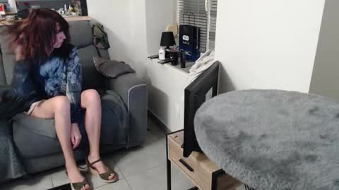 missthon online show from December 1, 12:47 pm