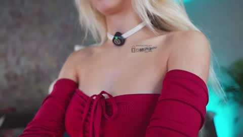 Eva online show from November 25, 10:30 pm