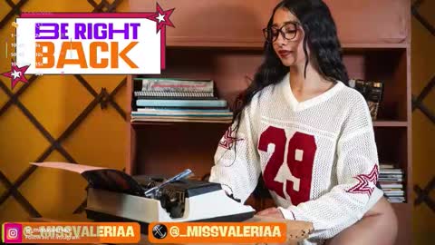 Valeria Davila online show from November 10, 12:41 pm