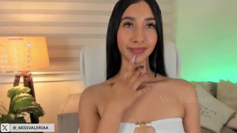 Valeria Davila online show from February 28, 2:42 am