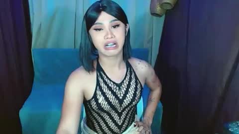 Snapshot of missviolet11 chatting on September 22, 12:31 pm SweetViolet online show from September 22, 12:31 pm