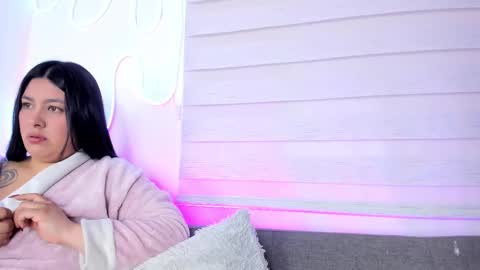 Pau OFmissweetpeach online show from January 5, 8:34 pm