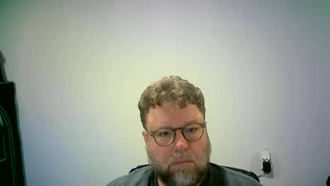 Snapshot of mister_happy567 chatting on September 29, 4:55 am Mr. Happy online show from September 29, 4:55 am