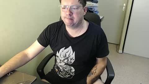 mistercoeur online show from February 5, 8:11 am