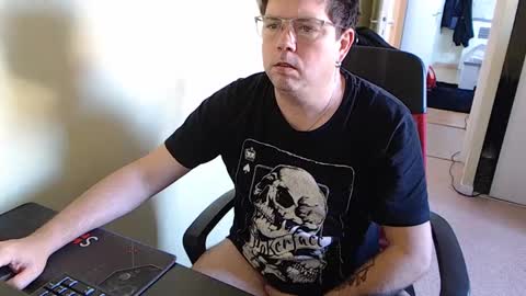 mistercoeur online show from December 31, 1:30 pm