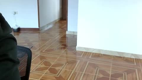     online show from April 17, 5:59 pm