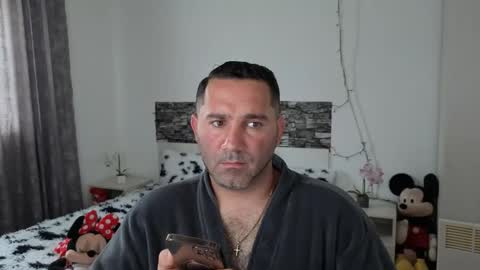 mistervybe online show from April 21, 6:42 am