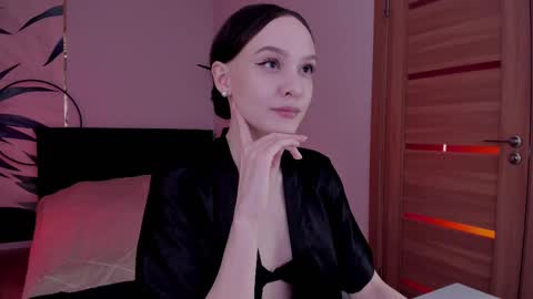 Mistress Mia online show from February 28, 8:50 pm