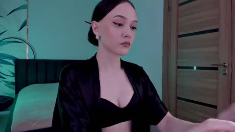 Mistress Mia online show from October 3, 6:27 pm