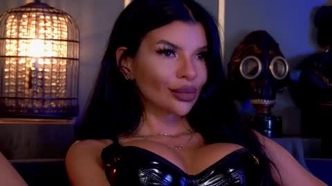 Snapshot of mistresselenia chatting on September 12, 1:35 pm Elenia online show from September 12, 1:35 pm