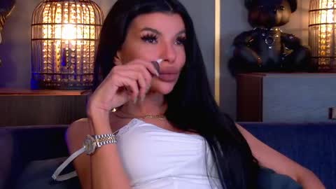 Elenia online show from April 27, 12:57 pm