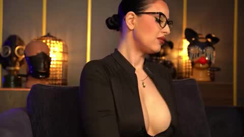 Mistress Kelly online show from March 12, 11:19 pm