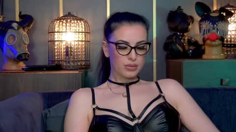 Mistress Kelly online show from May 26, 1:23 am