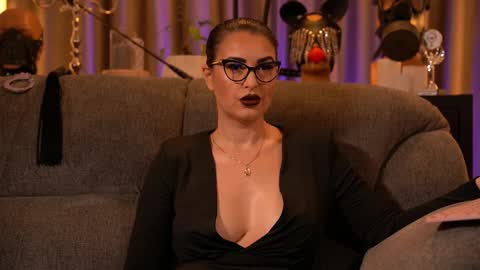 Mistress Kelly online show from November 28, 12:18 am