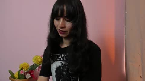 Emma  online show from March 9, 4:00 pm