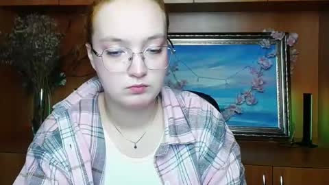 Aria online show from April 5, 6:10 am