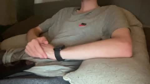 mitchellw7752 online show from January 3, 1:02 pm