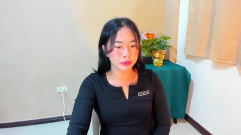 Snapshot of mitsuri_yuki chatting on October 26, 2:18 pm Mitsu online show from October 26, 2:18 pm