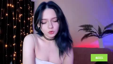 Yuka online show from February 19, 8:41 pm