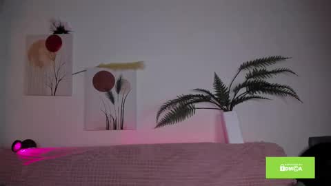 Yuka online show from February 22, 7:36 pm