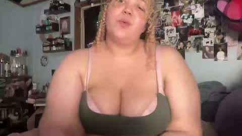 mixxedgoodness222 online show from February 7, 3:53 am