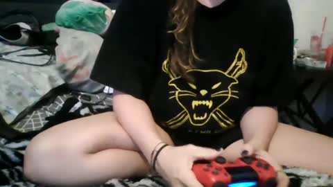 miztrezk online show from September 19, 1:10 am