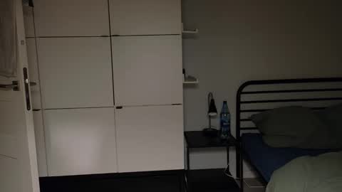 mmminnie online show from January 6, 4:55 pm