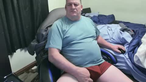 mmmthatsfunnn online show from February 19, 7:06 am