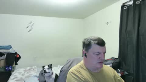 mmmthatsfunnn online show from January 17, 5:00 am