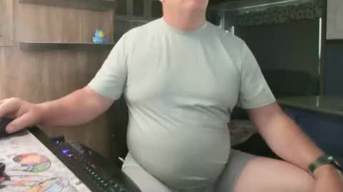 mmmthatsfunnn online show from June 1, 4:41 pm