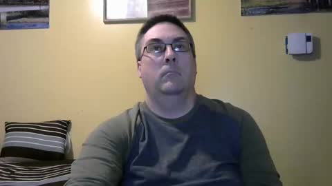 Snapshot of mmr45 chatting on October 2, 5:17 am mmr45 online show from October 2, 5:17 am