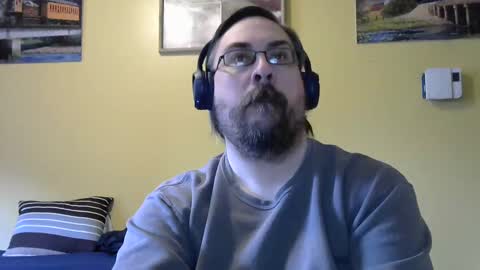 Snapshot of mmr45 chatting on February 9, 8:34 pm mmr45 online show from February 9, 8:34 pm