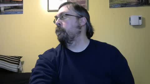 Snapshot of mmr45 chatting on February 11, 4:55 am mmr45 online show from February 11, 4:55 am