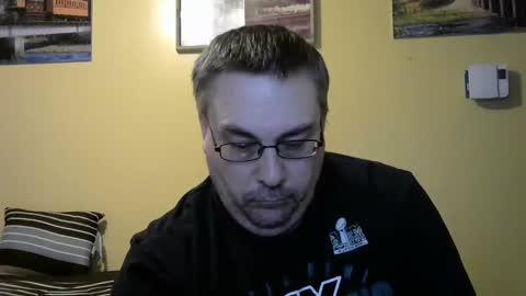 Snapshot of mmr45 chatting on October 10, 5:35 am mmr45 online show from October 10, 5:35 am