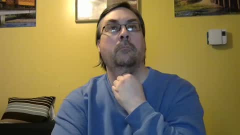 Snapshot of mmr45 chatting on March 4, 5:32 am mmr45 online show from March 4, 5:32 am