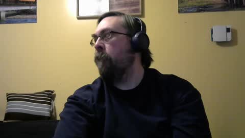 Snapshot of mmr45 chatting on February 17, 5:14 am mmr45 online show from February 17, 5:14 am