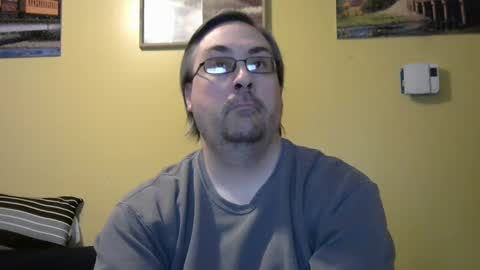 Snapshot of mmr45 chatting on February 28, 5:26 am mmr45 online show from February 28, 5:26 am