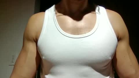 mmuscularman online show from April 22, 7:15 am