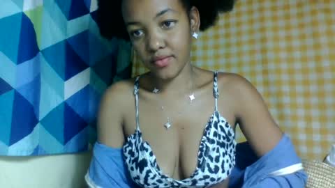 mmyriame online show from June 30, 12:04 pm