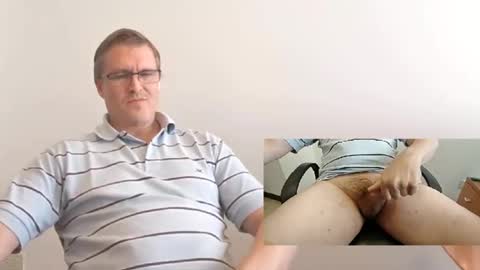 Moe online show from November 14, 7:05 pm