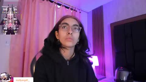 Molly online show from June 15, 2:42 pm