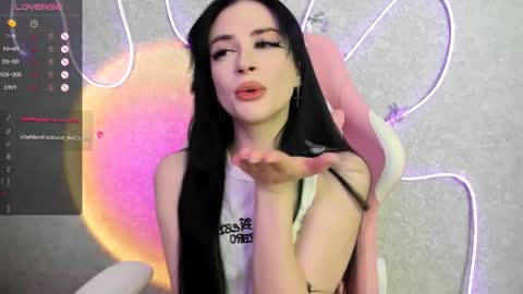 Molly - online show from June 9, 3:17 am