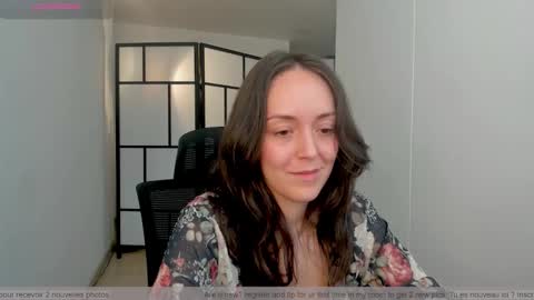   MOLLY   online show from December 4, 4:28 pm