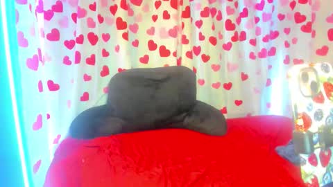 molly_moons online show from February 21, 10:24 pm