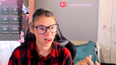  KIRA  online show from October 2, 4:55 am