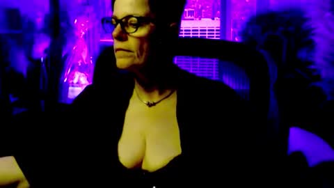 MollySun Nina Randmann online show from April 9, 3:50 pm